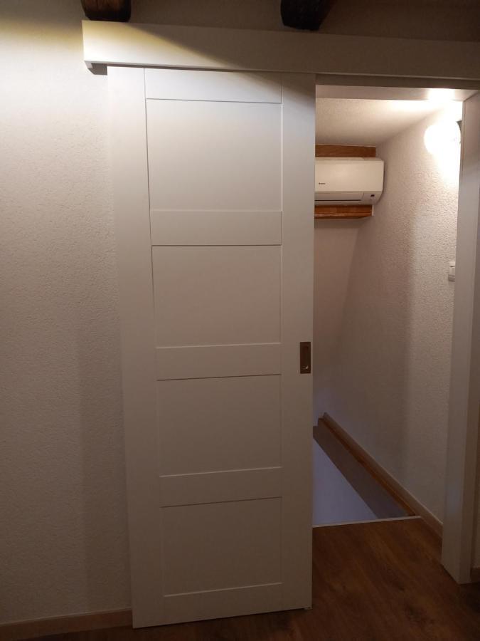 Holiday Home Loznati ツレス エクステリア 写真