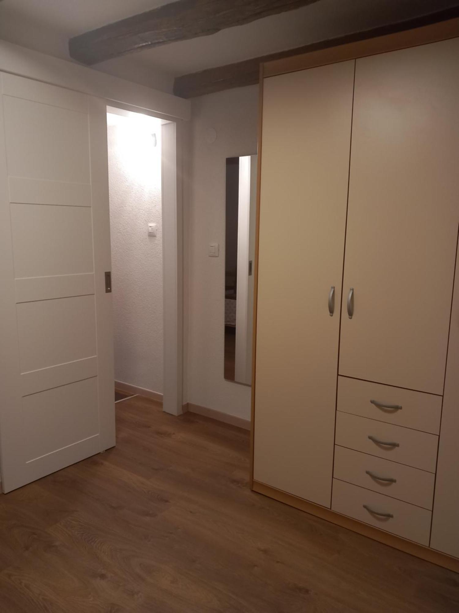 Holiday Home Loznati ツレス 部屋 写真